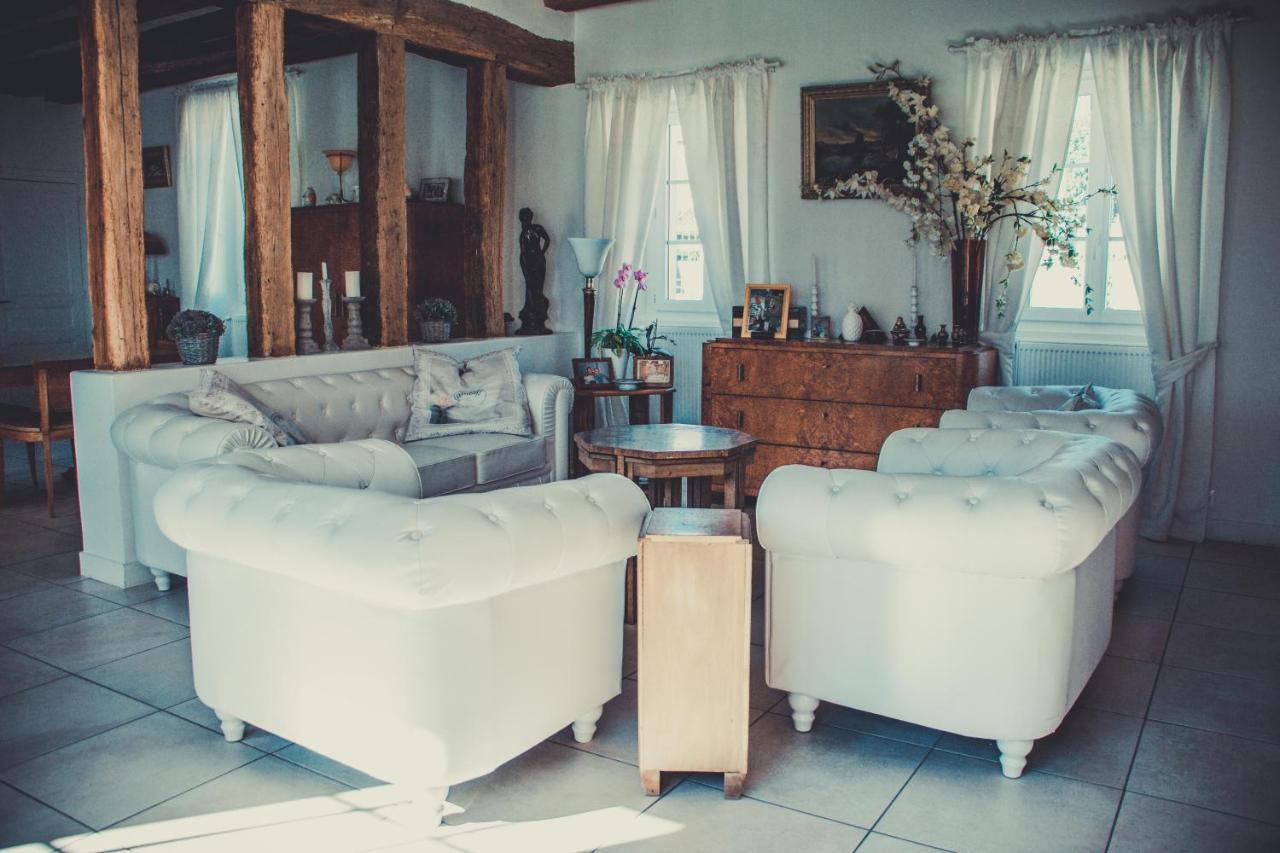 Chambres D'Hotes Saint Hubert Saunay Bagian luar foto